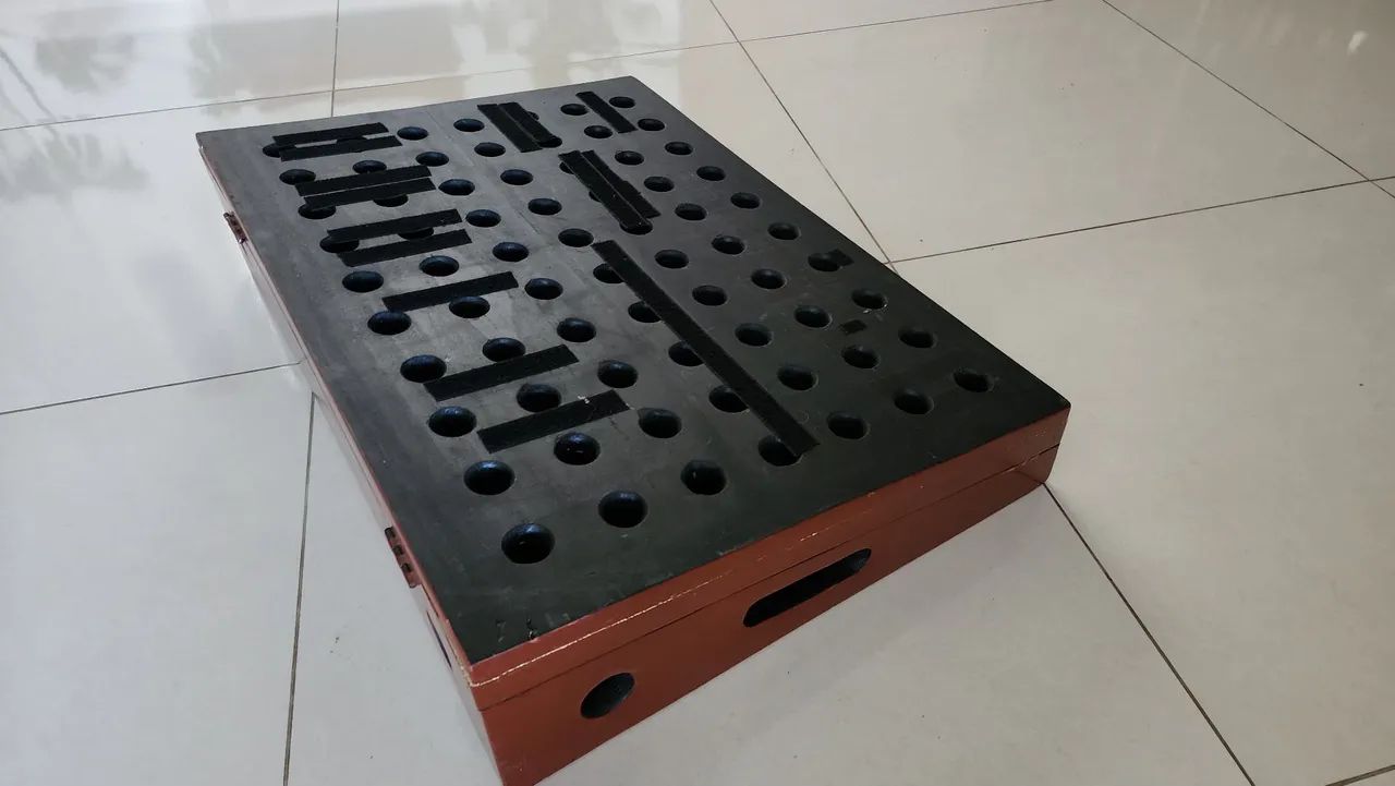 Pedalboard madeira 070x050 