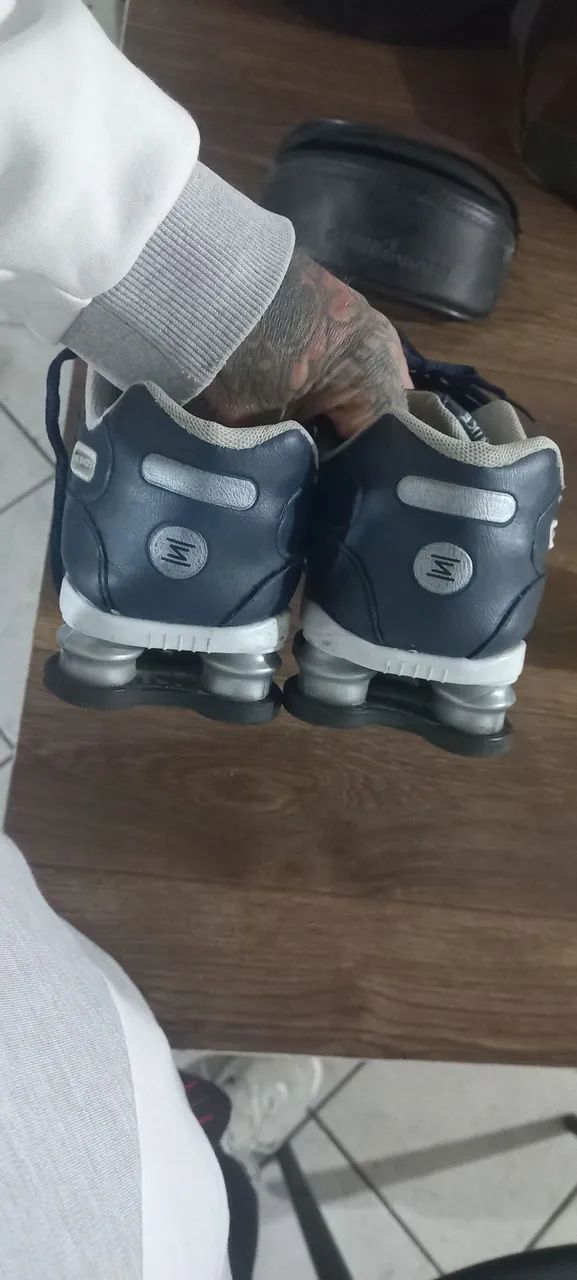 Vendo nike shox n42 réplica  - Foto 3