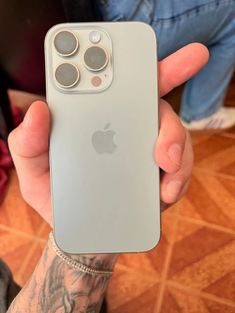 IPHONE ? 16Pro / 128 GIGAS - Foto 3