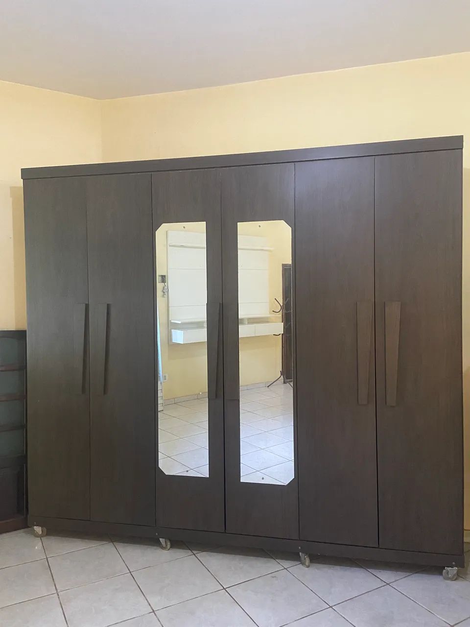 Guarda Roupa 6 portas  - Foto 2