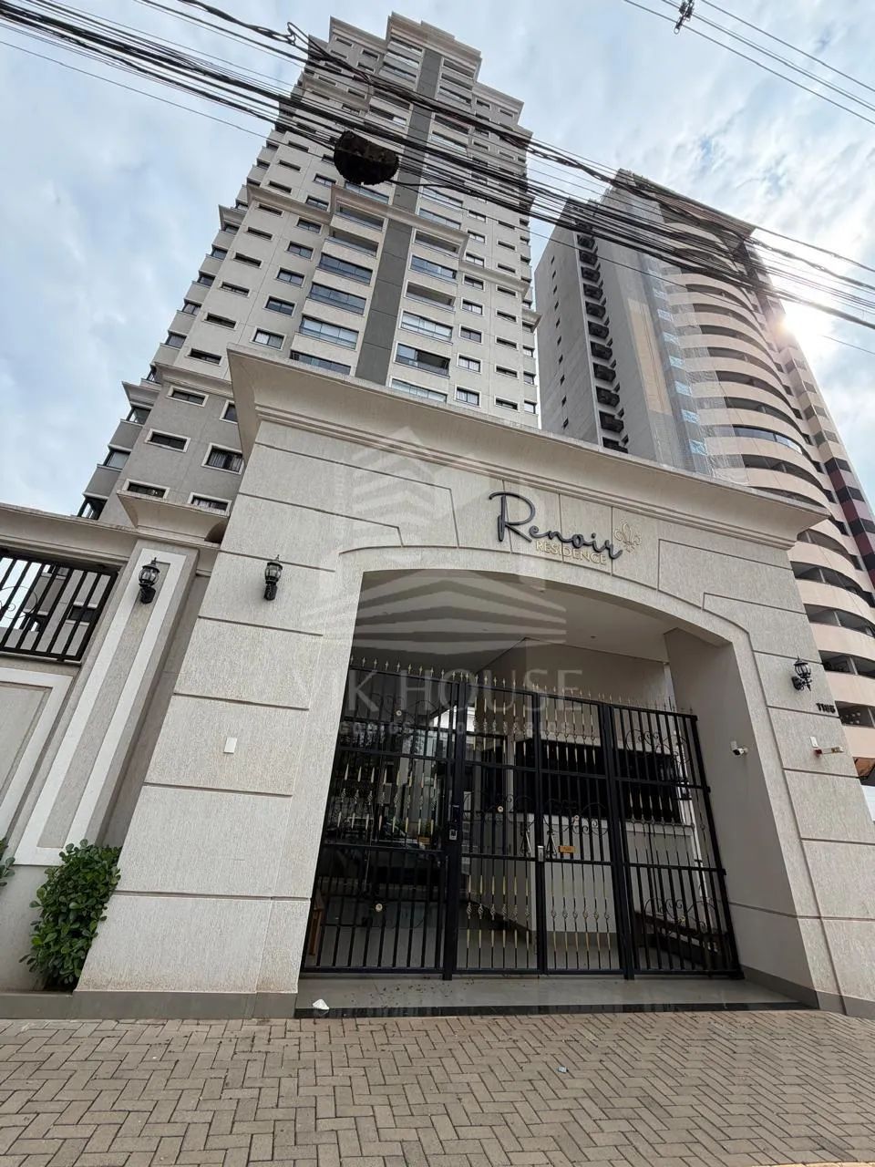APARTAMENTO COM 3 SUÍTES A VENDA NO EDIFÍCIO RENOIR - Foz do Iguaçu - Foto 2