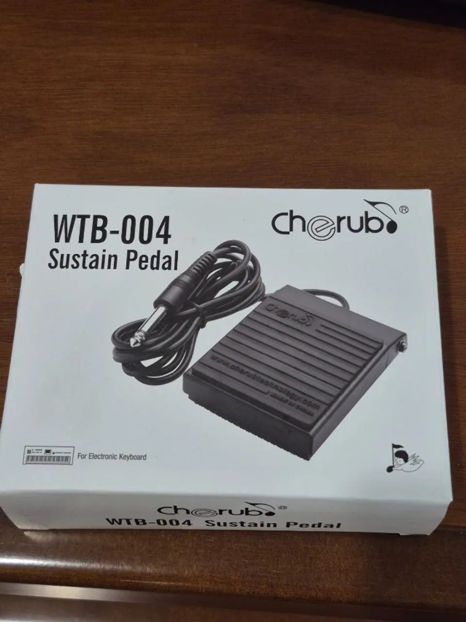Teclado Yamaha PSR-E473 com capa, suporte e pedal - Foto 4