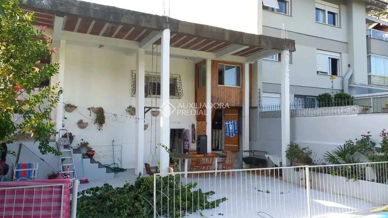 Oportunidade Única no Coração de Teresópolis! Espaço, Potencial e Localização! - Foto 3