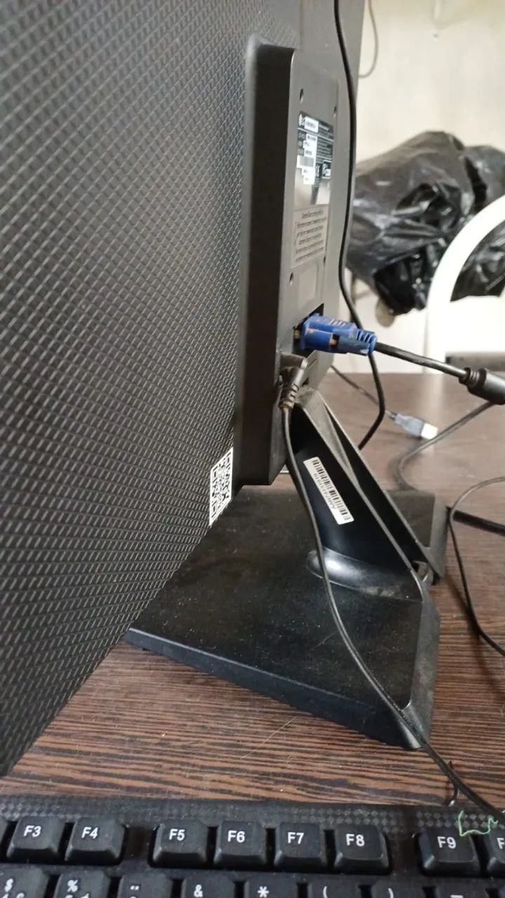 Monitor LG 19'' Modelo Flatron 20M37AA-B Funcionando Perfeitamente - Foto 2