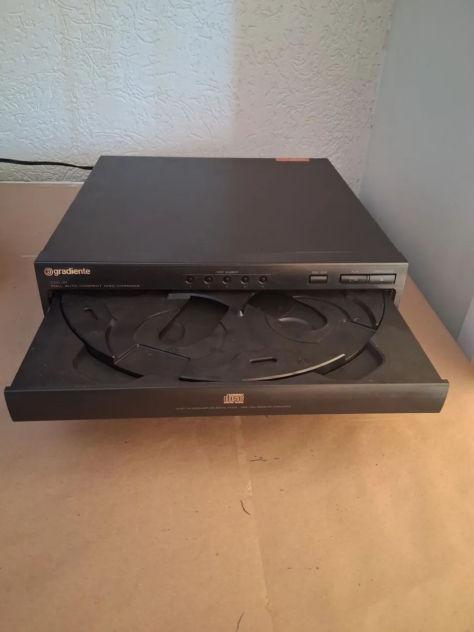 Vendo CD Player Gradiente CDC AT, NÃO FUNCIONA - Foto 4