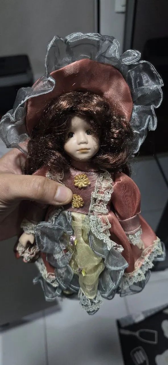 Boneca de porcelana pequena - Foto 2