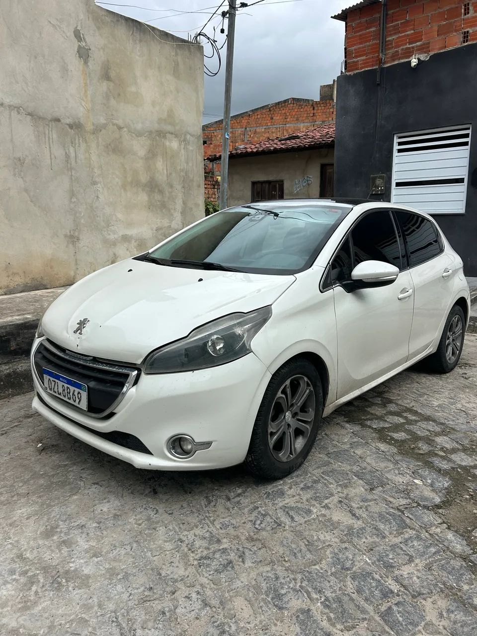 Peugeot 208 2015