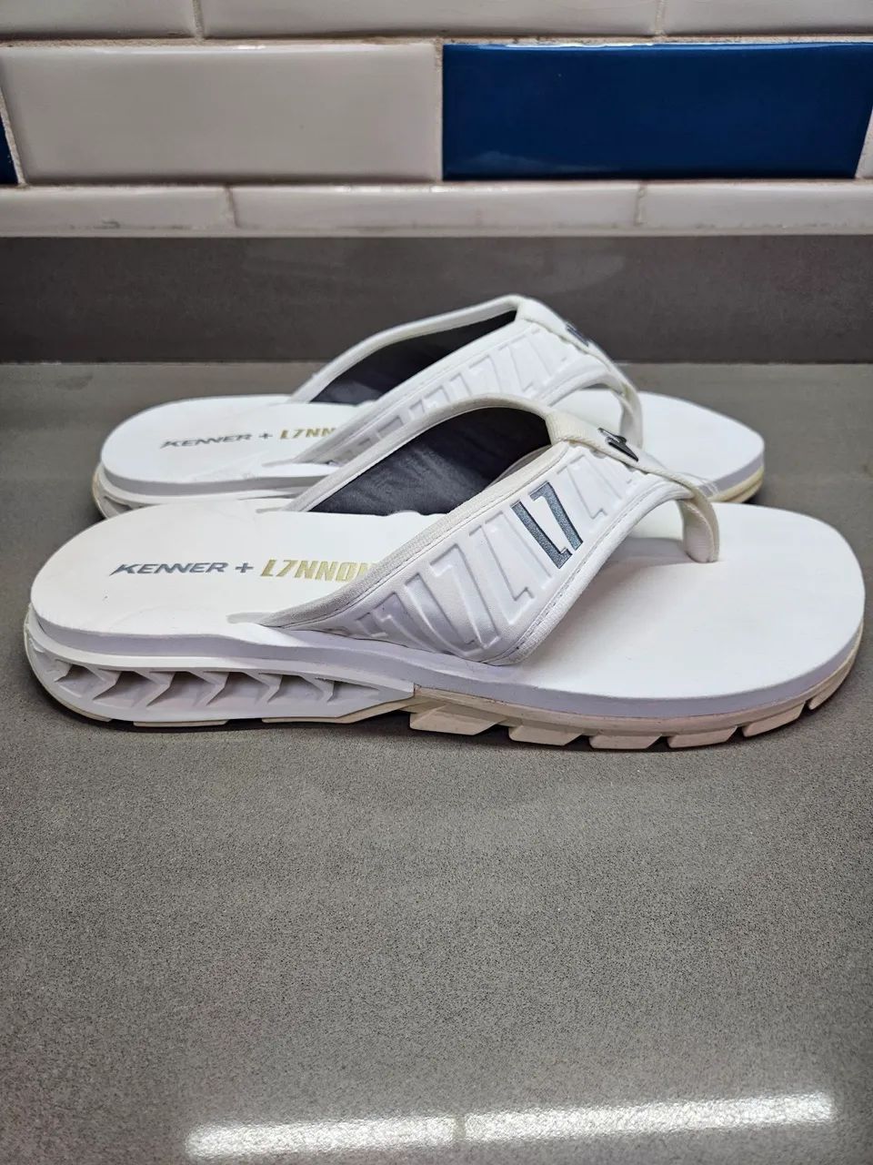 Chinelo kenner rakka L7 usado