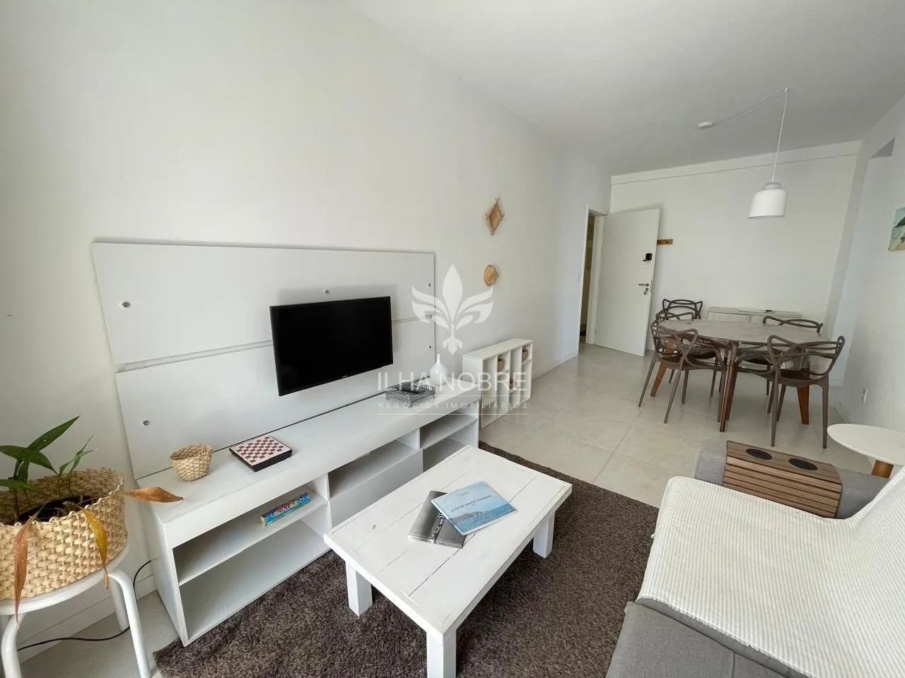 Apartamento Mobiliado com 3 Quartos, sendo 1 Suíte no Campeche Florianópolis 68m² - Foto 4