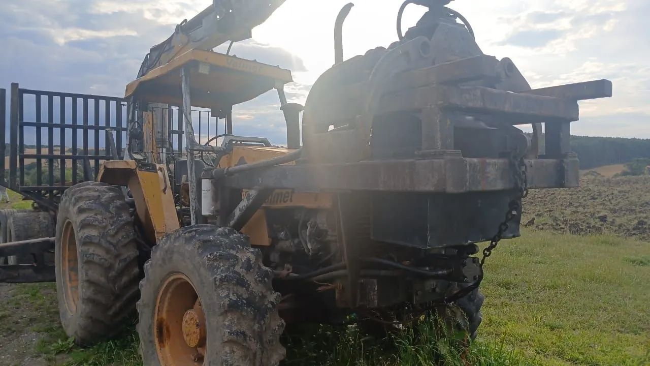 Trator com munk  - Foto 2