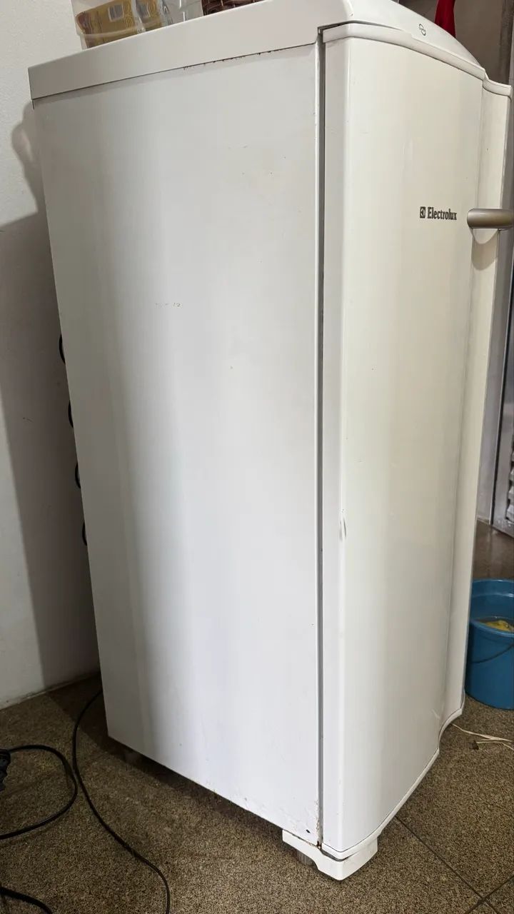 Vendo freezer eletrolux funcionando  - Foto 5