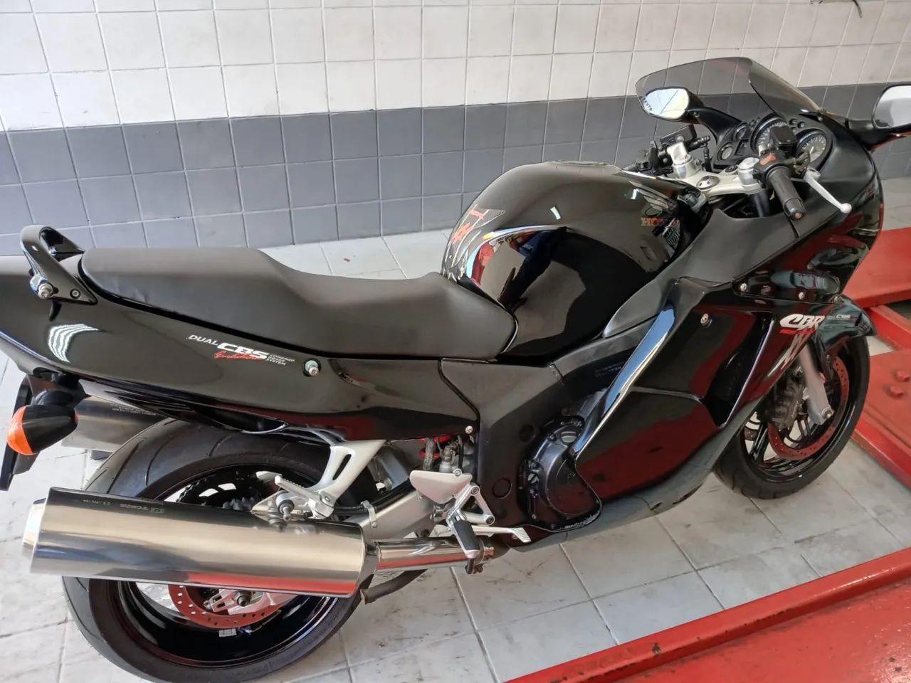 Cbr 1100 xx  - Foto 2