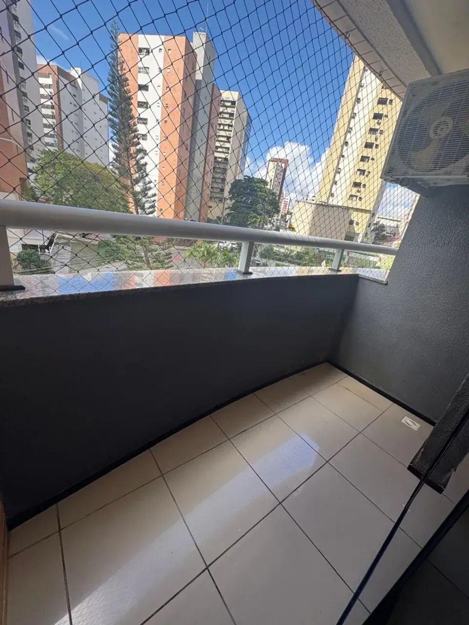 Alugo Apto 3 quatos 100m Aldeota - Foto 5