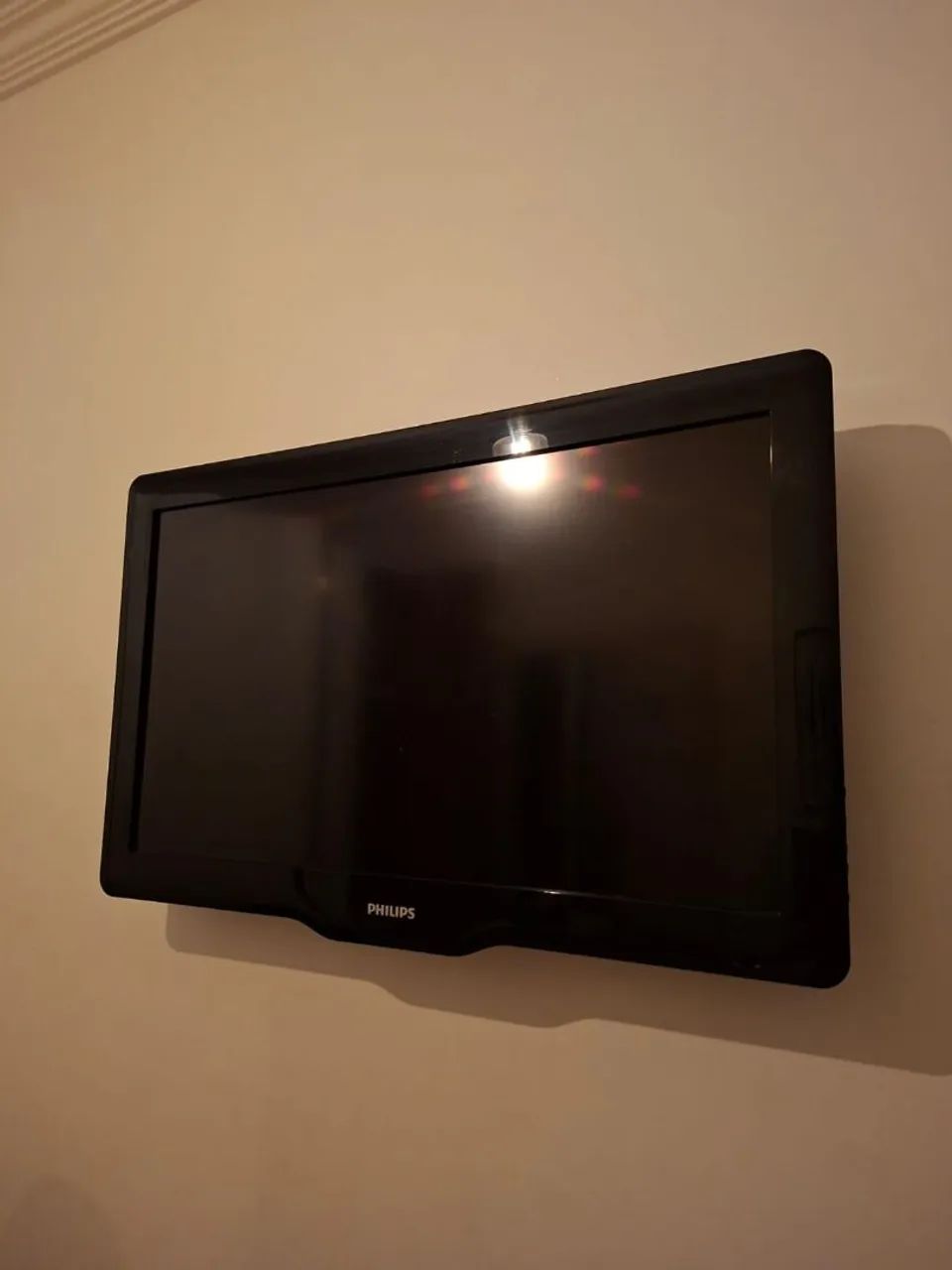 TV Philips 32 polegadas (usada)