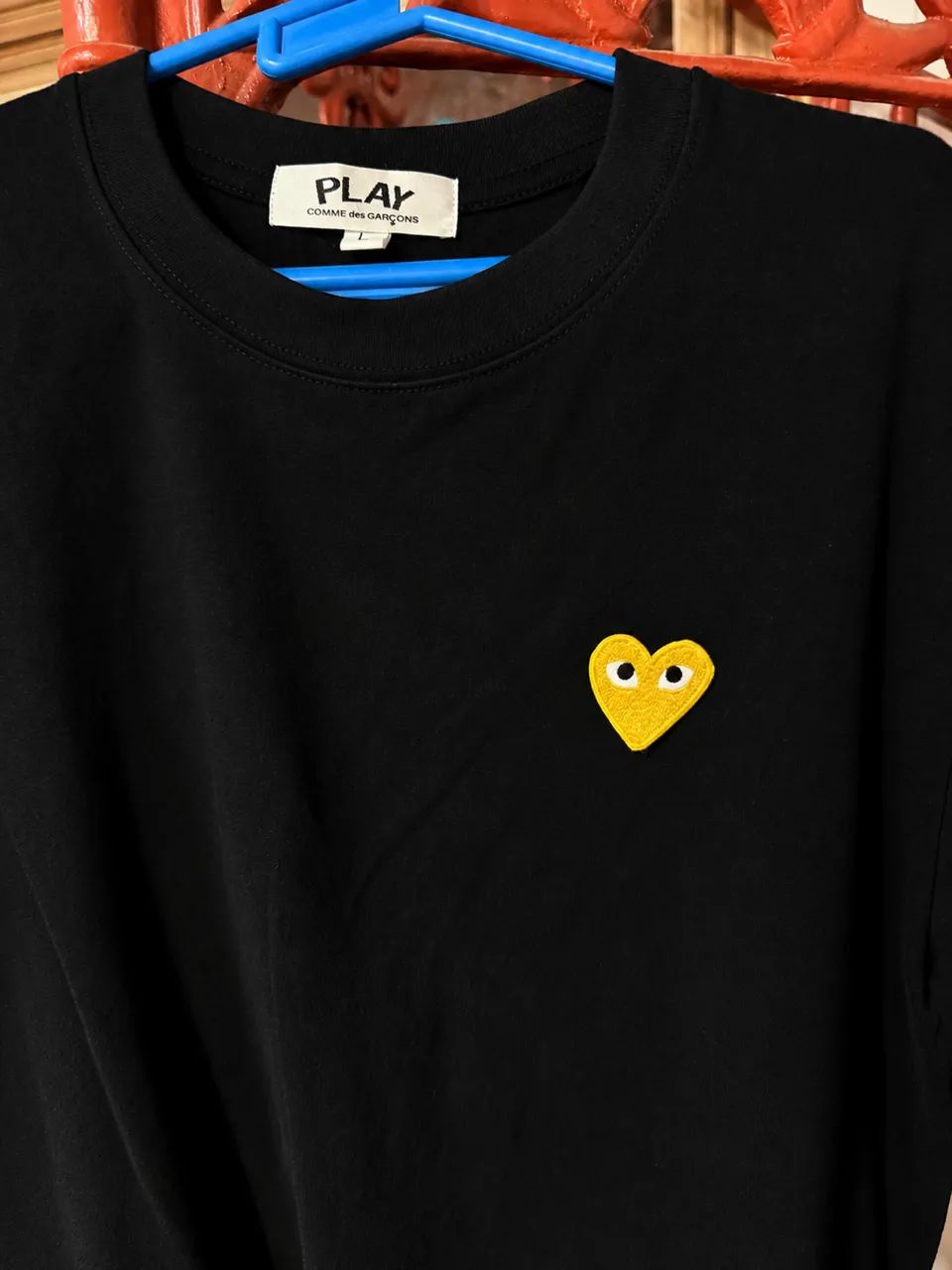 CAMISA COMME DES GARÇONS PLAY, CORAÇÃO DOURADO - Foto 4