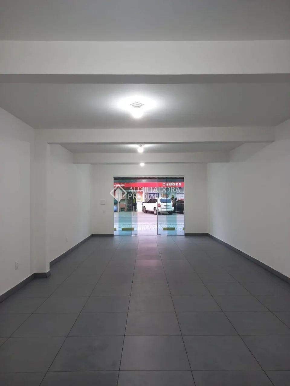LOJA NA PRINCIPAL AVENIDA DO BAIRRO PRÓXIMO AO RED PARK - Foto 5