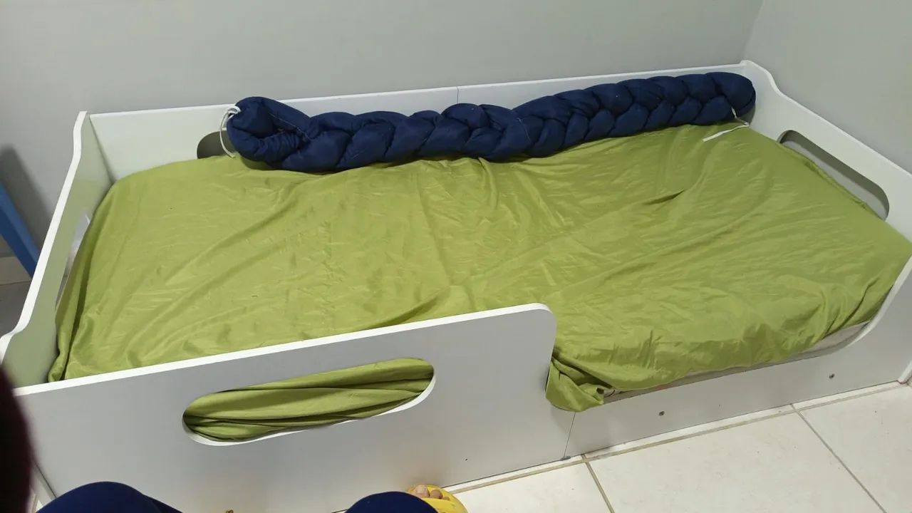 Mini cama Montessoriana