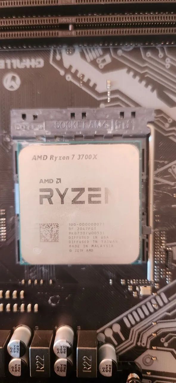 Ryzen 7 3700x + placa mae e water cooler 