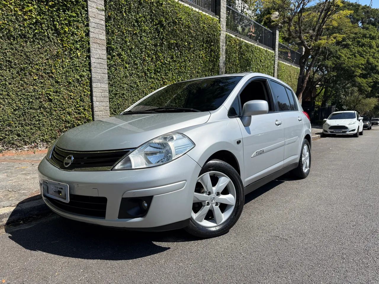 Nissan Tiida TIIDA SL 1.8/1.8 Flex 16V Aut. 2010