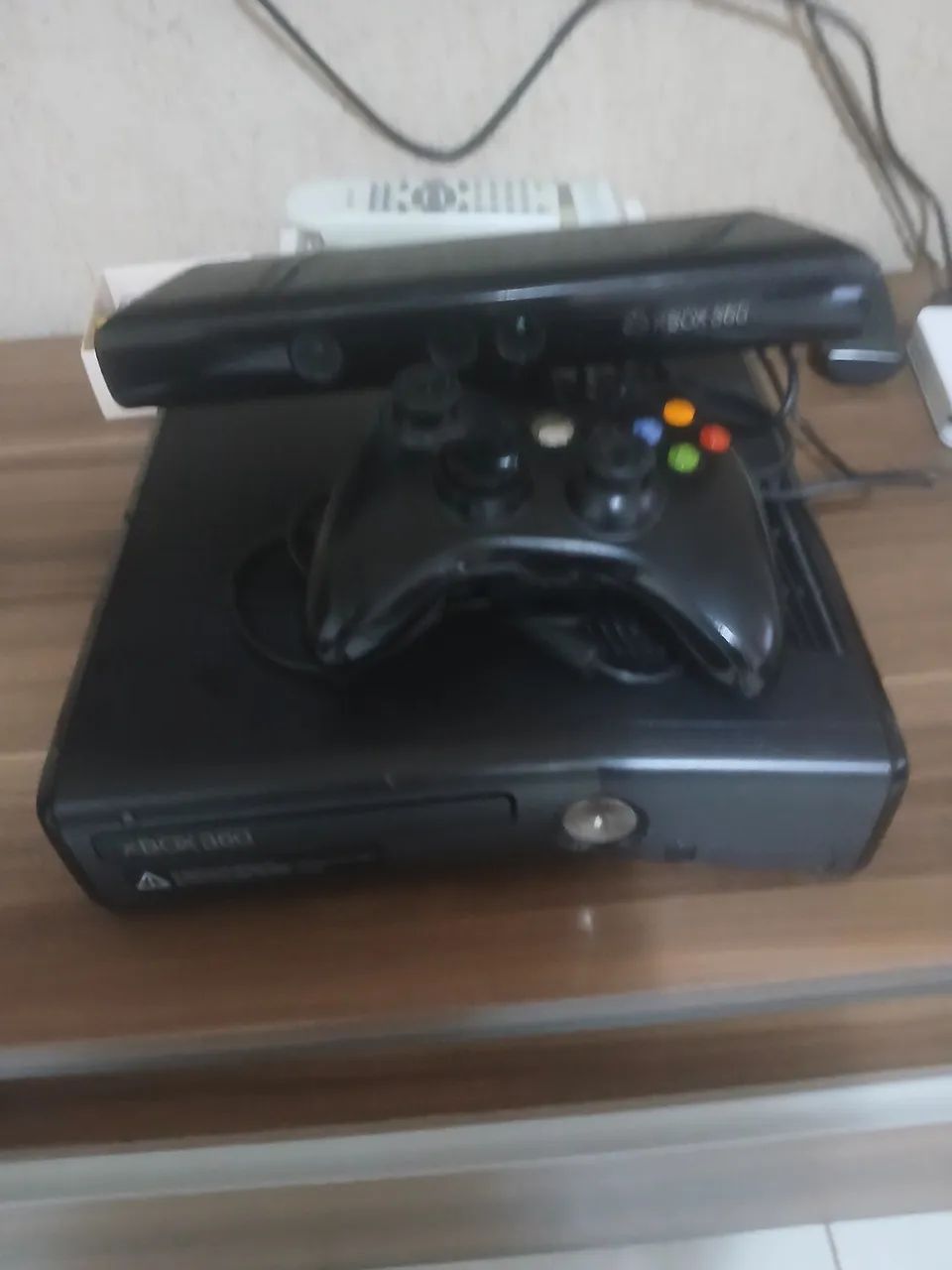 Vendo xbox 360 em ótimo estado 