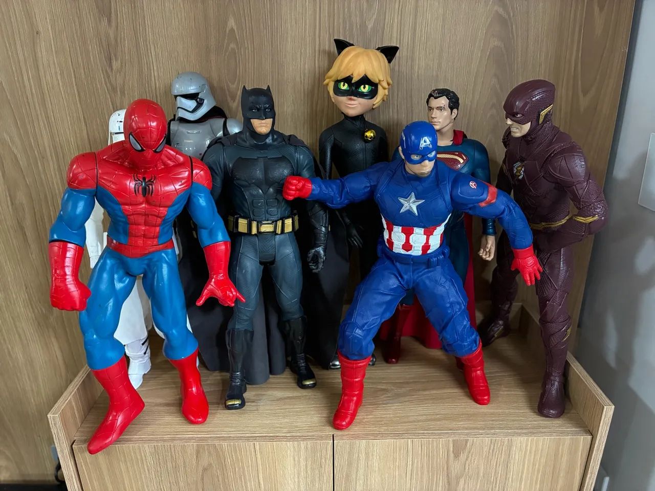 Bonecos de Super-Heróis Grandes ~50 cm 