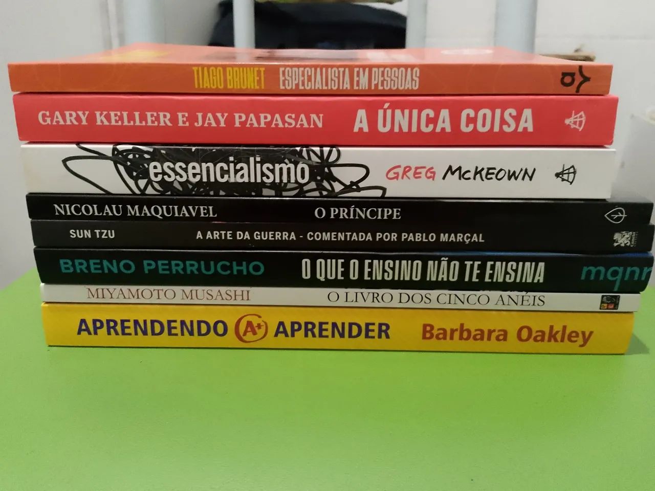 Kit com 8 Livros