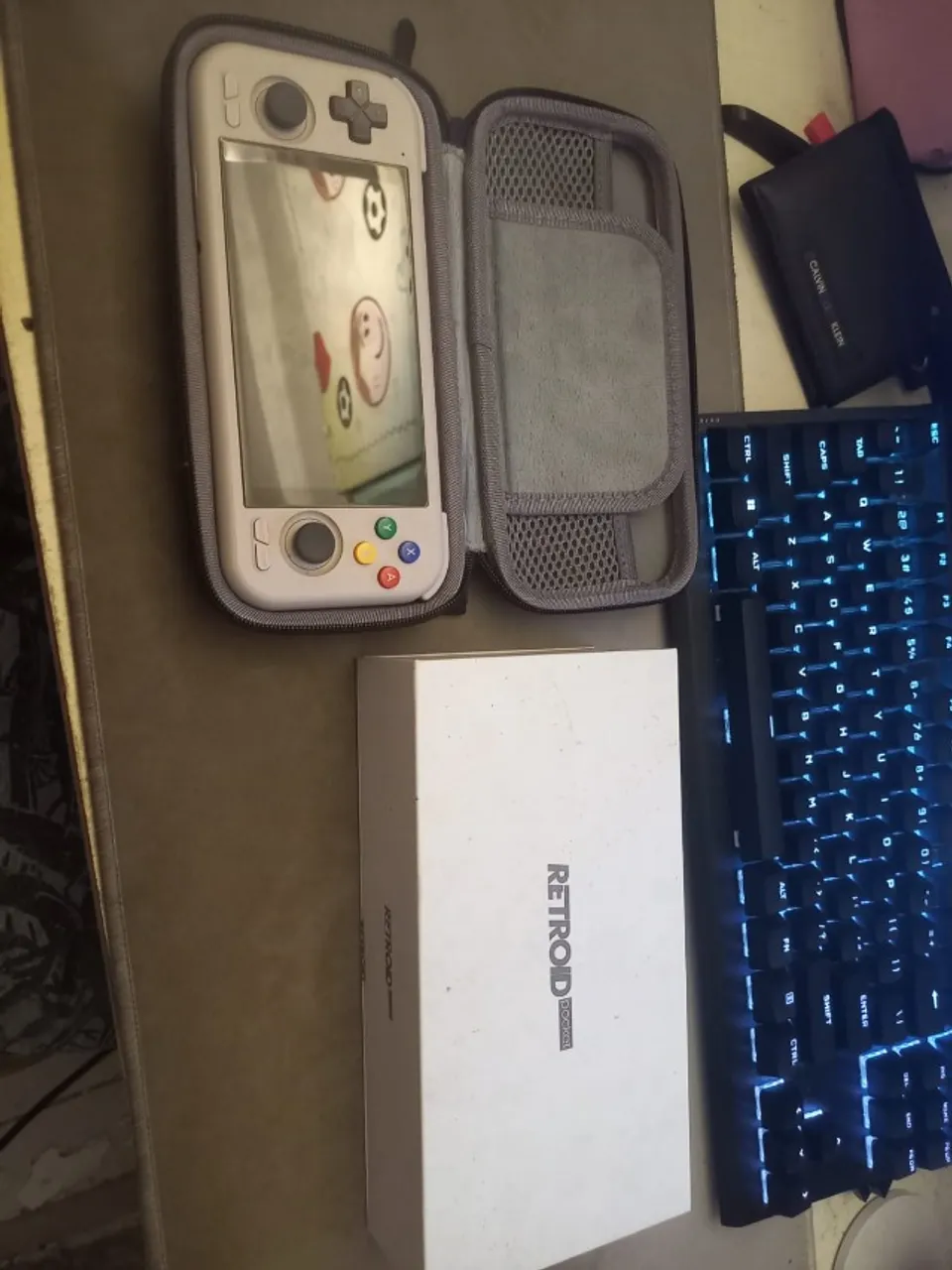 Retroid Pocket 4 Pro impecável - Peças e Acessórios de Vídeo Game