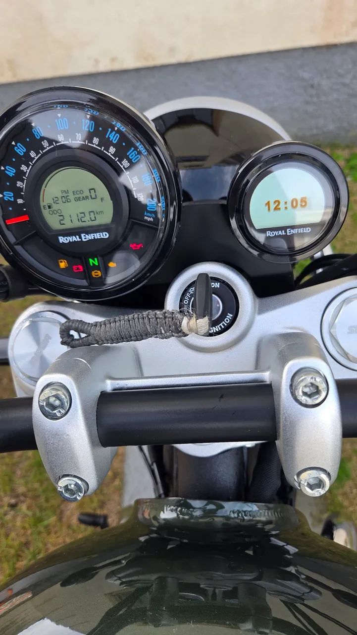 Super Meteor 650 Royal Enfield  - Foto 2