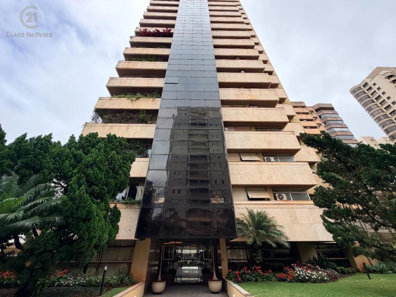 Apartamento à venda e para alugar em Londrina, Centro, com 4 quartos, com 405 m², Edifício - Foto 2