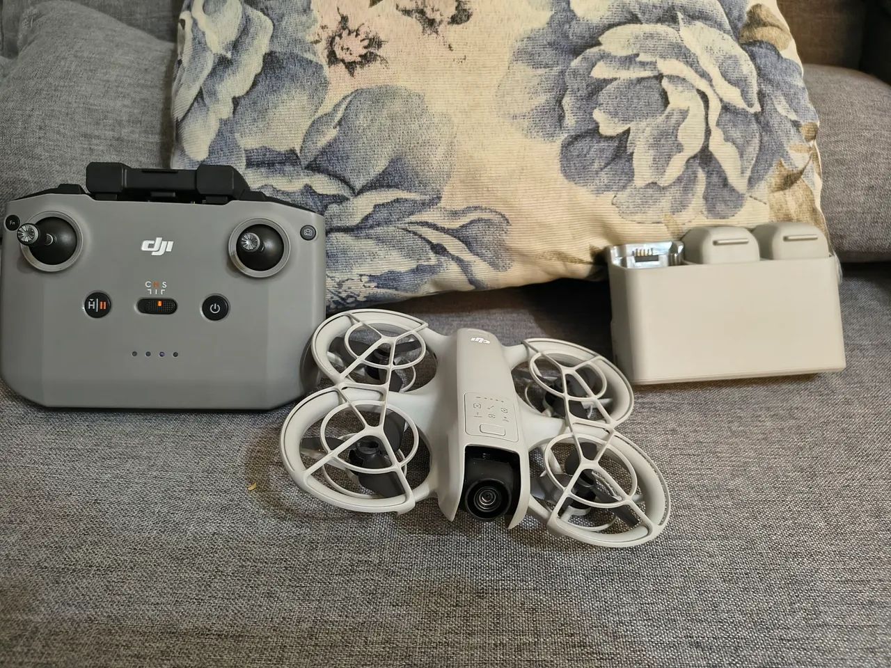 DJI NEO FLY MORE COMBO - COMPLETO - Foto 3