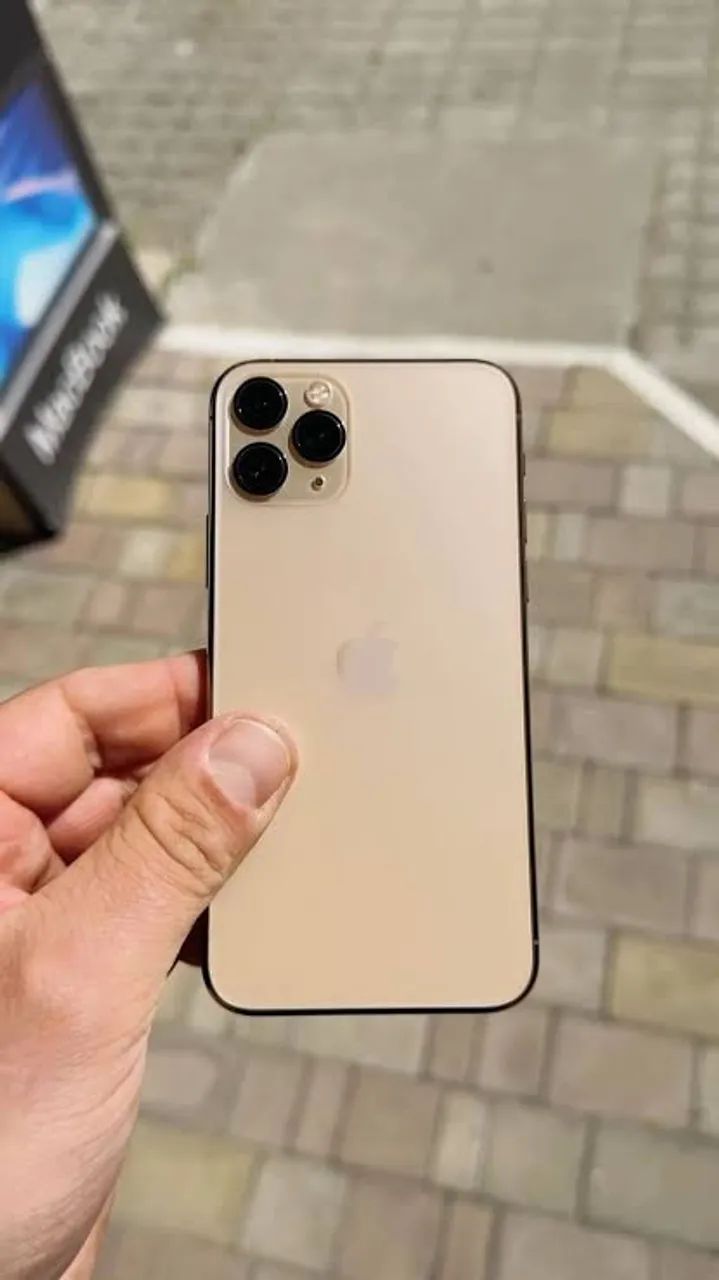 IPHONE 11 PRO GOLD  - Foto 2