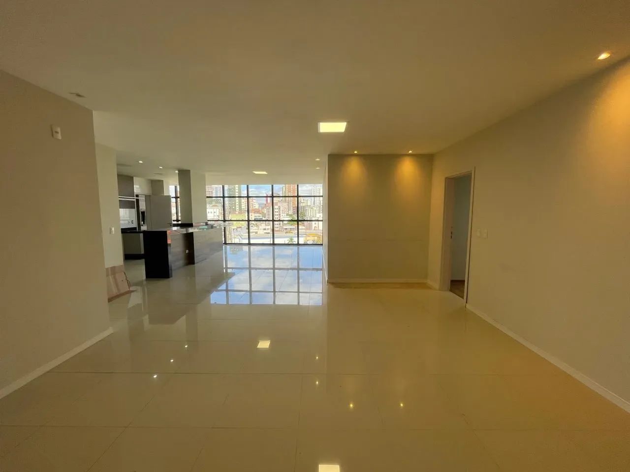 Edifício Renoir - Centro - Foto 4