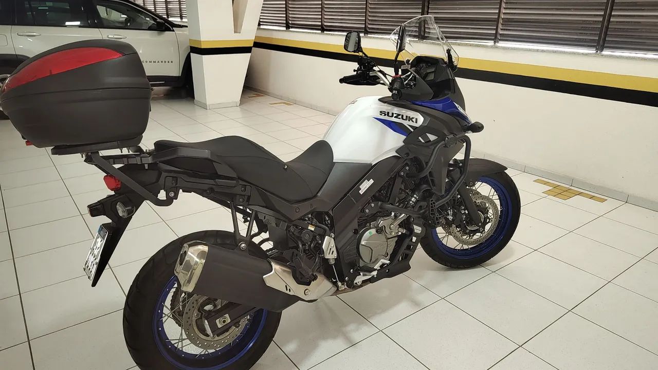 V Strom 650 2025 - Foto 3