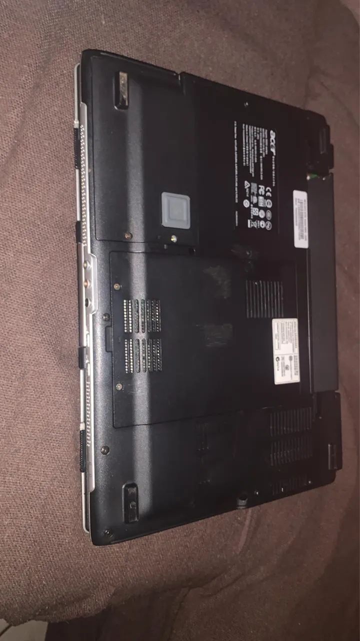 Vendo notebook accer 