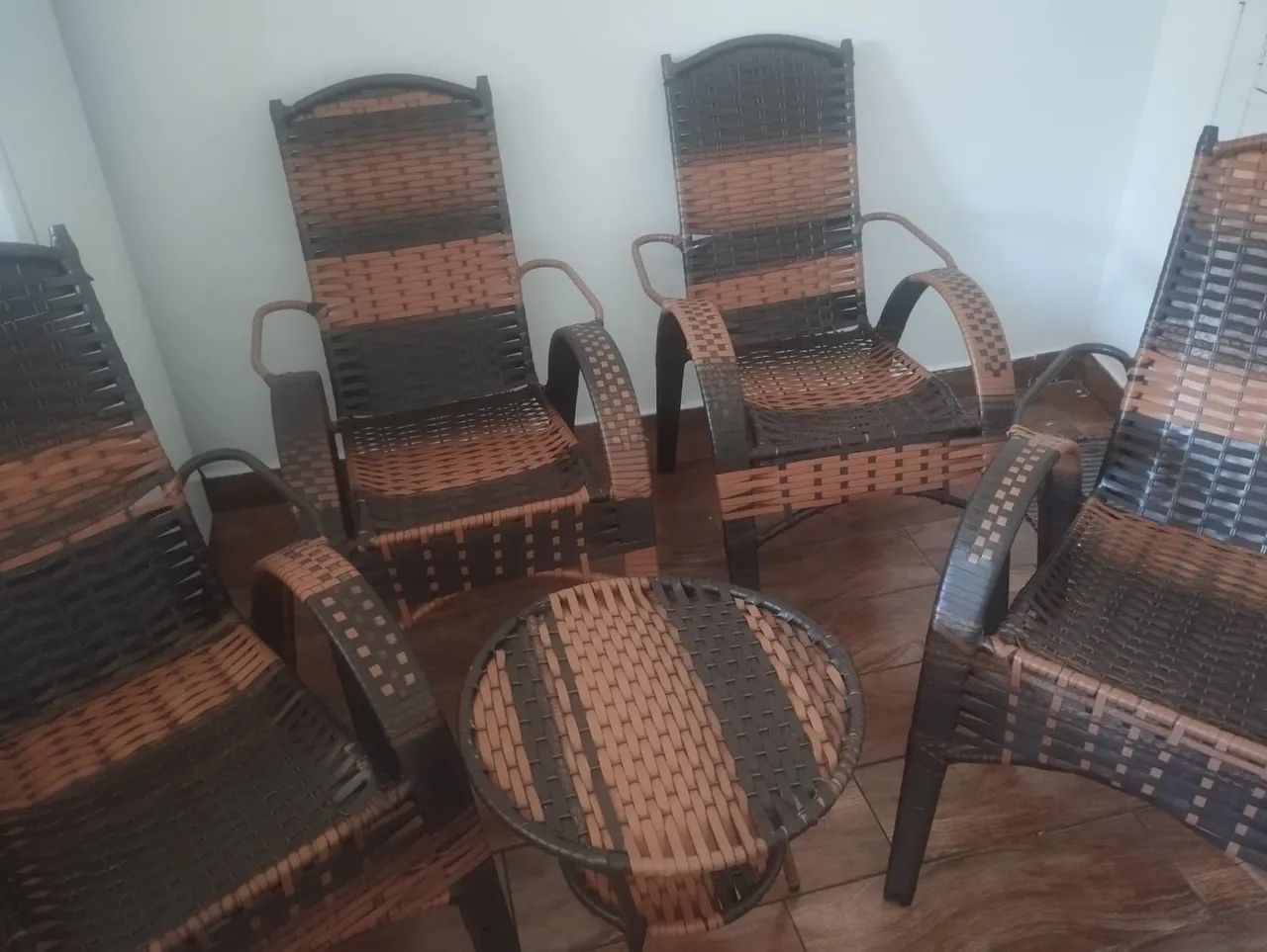 Jogo de cadeira e mesa 