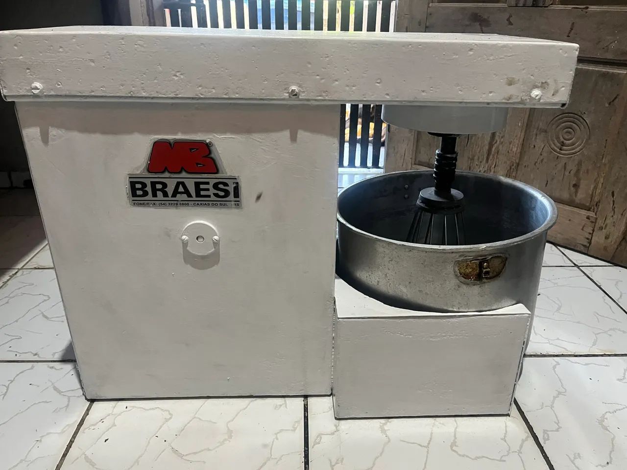 Batedeira de massa braesi 