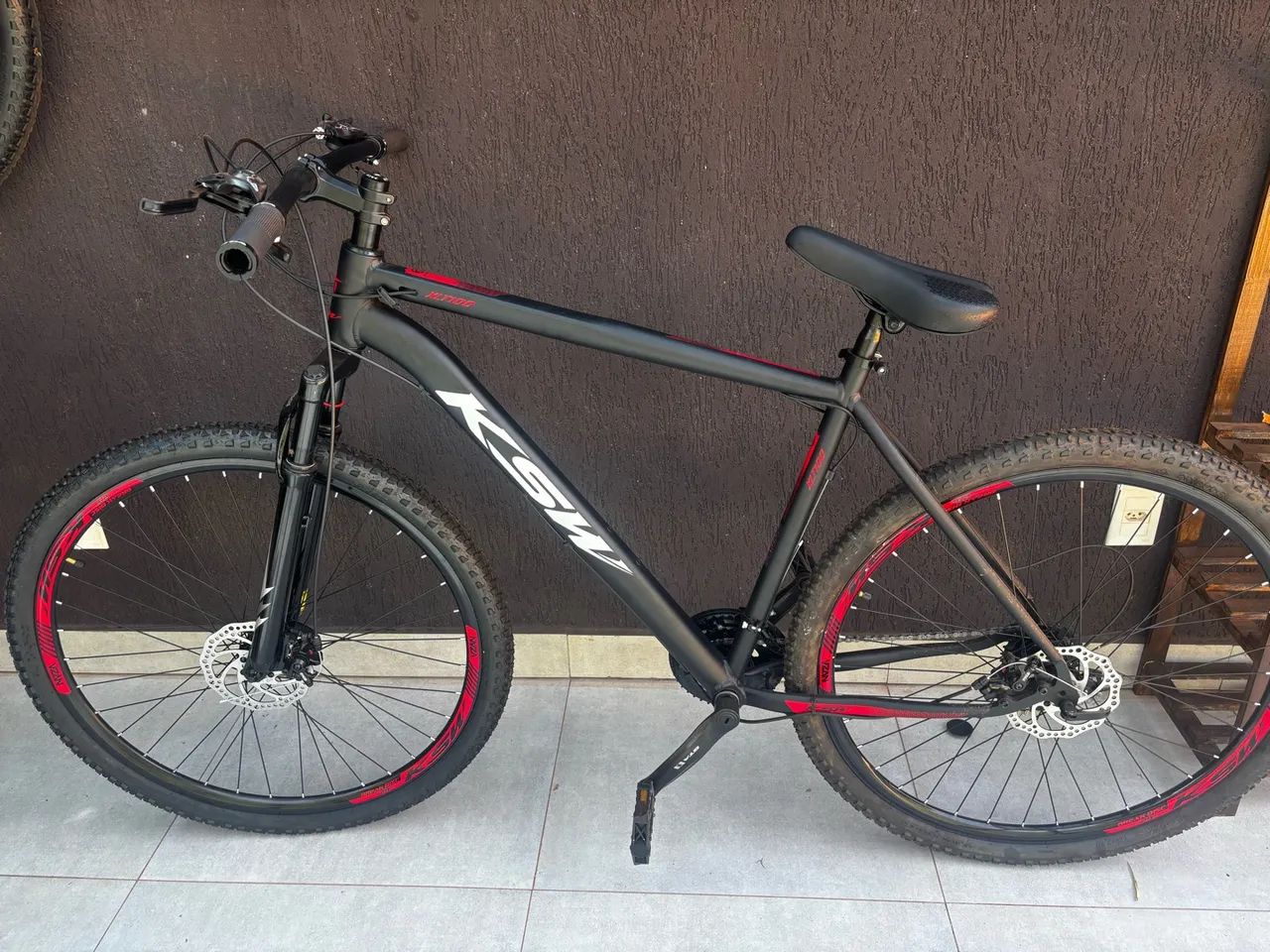 Vende-se bicicleta aro 29 nova 