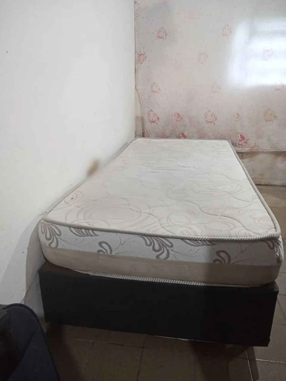 Cama box de solteiro: base + colchão d45