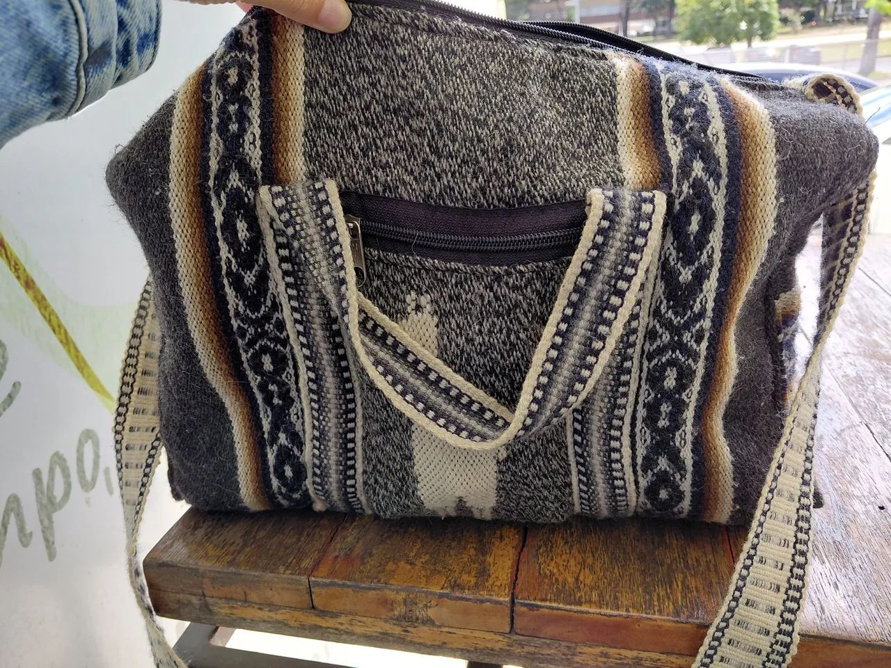 Bolsa 2 em 1 (de lado e de mão) e algodão tecido inca.