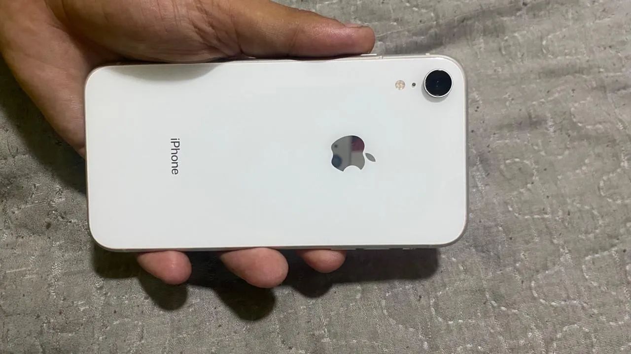 iPhone XR nunca aberto, todo ok 800 - Foto 2