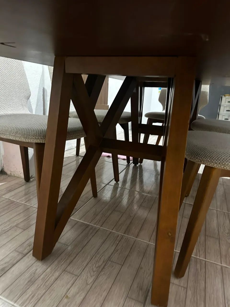 Mesa 6 lugares toda em madeira - Foto 3