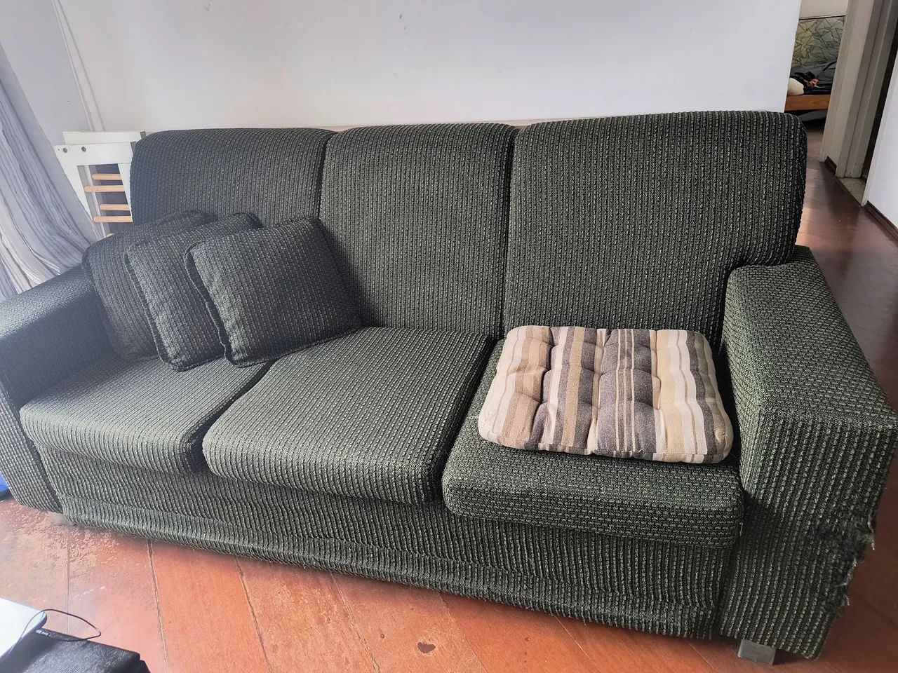 Sofá 3 lugares - Foto 2