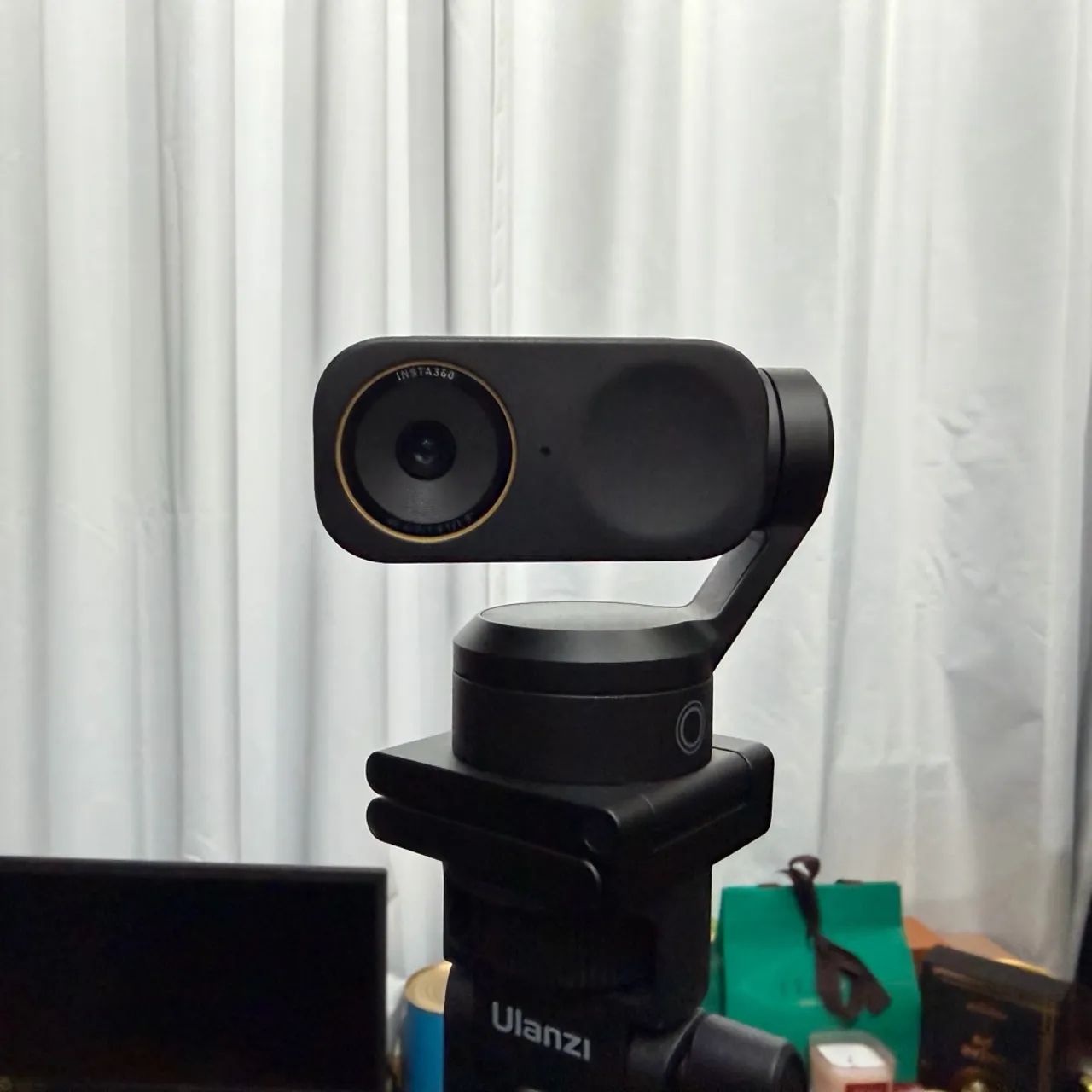 Câmera Webcam Insta 360 Link 2 Pro Com IA + Brinde - Foto 2