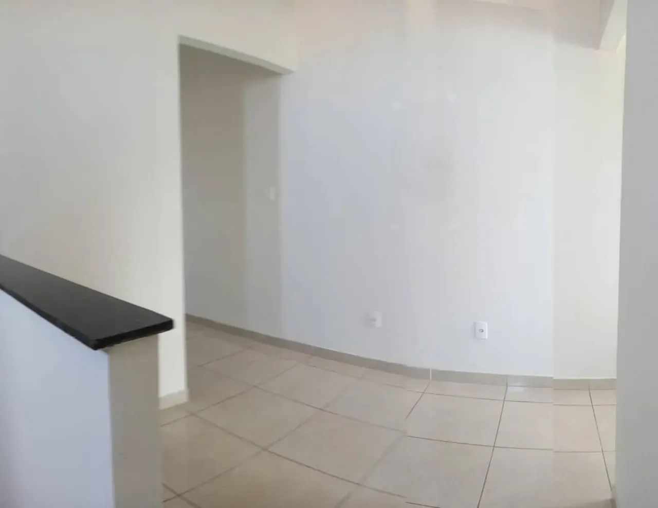 Casa Duplex de 100m² no Bairro Santa Maria com 2 Quartos, 2 Banheiros e Garagem