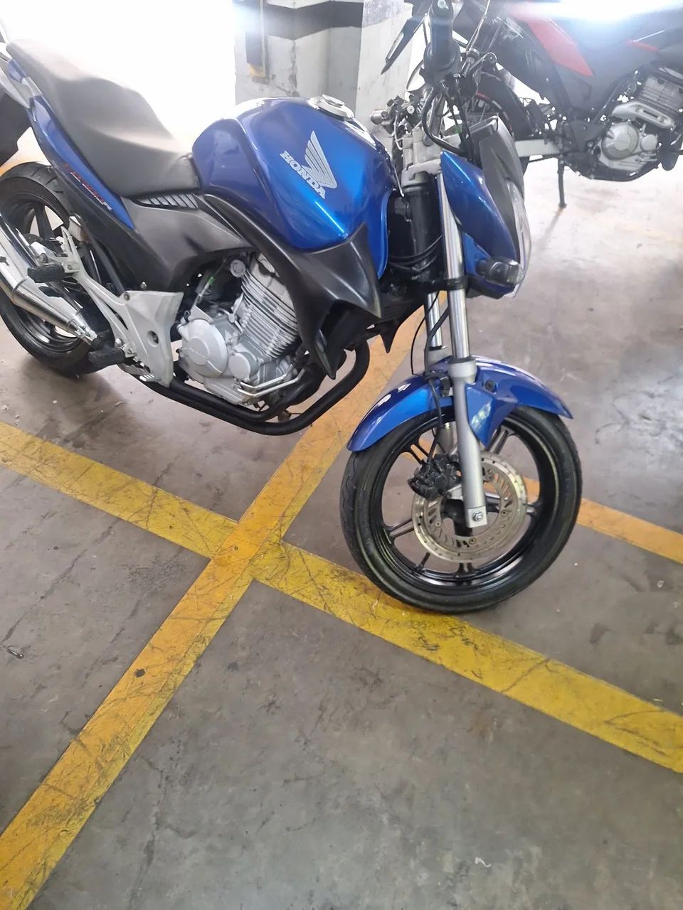 Cb300 conservada  - Foto 2