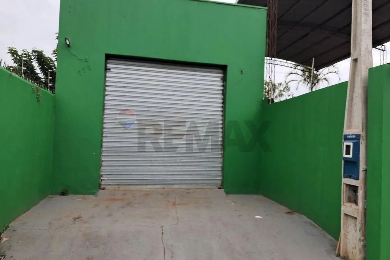 Galpão Comercial Reformado em Cosmópolis, SP
