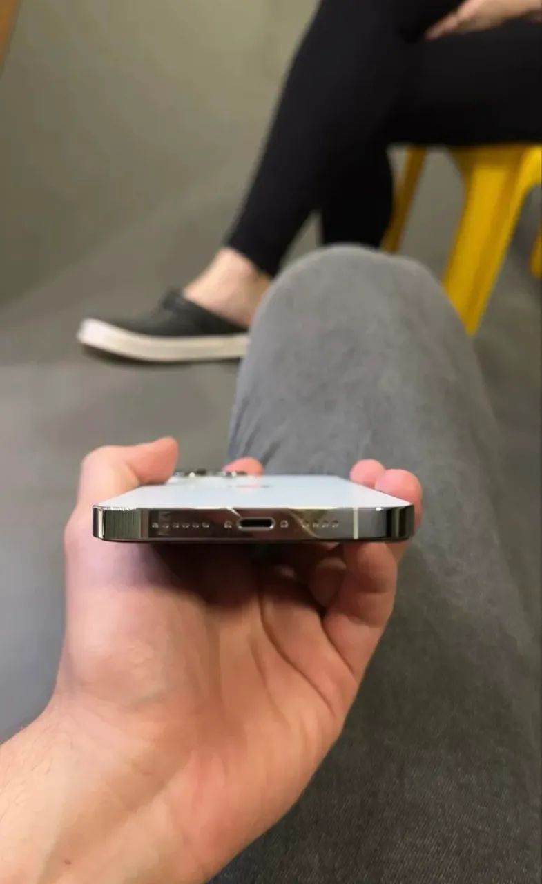 IPhone 13 Pro Max - Foto 2