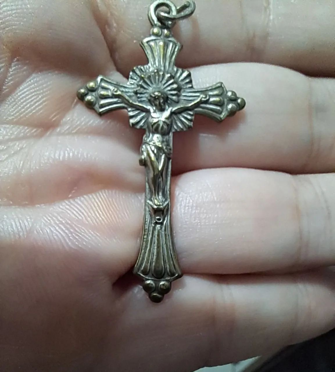 Crucifixo banhado a prata  - Foto 4