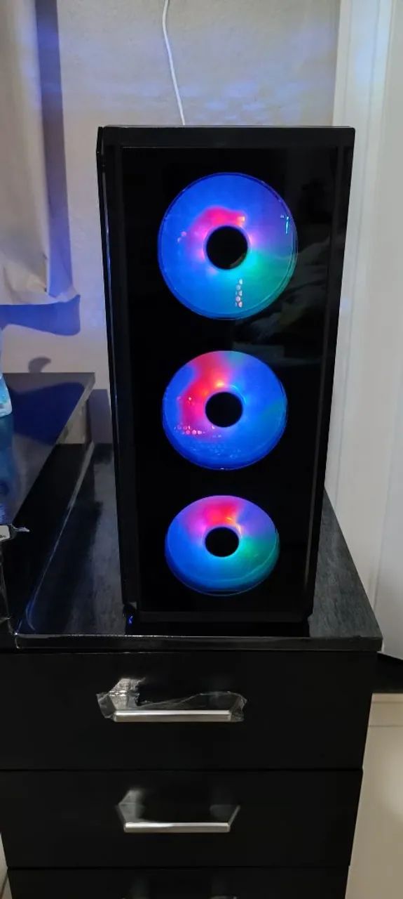 Gabinete gamer com as ventoinhas funcionando ( lembrando apenas ele e as ventoinhas) - Foto 3