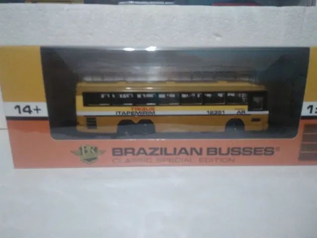Lot of 3 Tribus II Itapemirim/Penha Bus Miniatures, 1:72 Scale, Ixo
